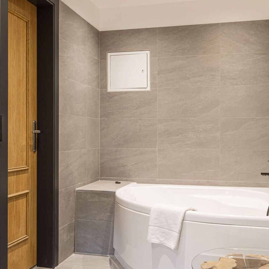 E sbs fw33 fta 2310 08