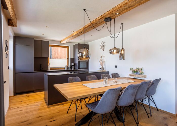 Koch- und Essbereich - Zugspitz Suites Lermoos