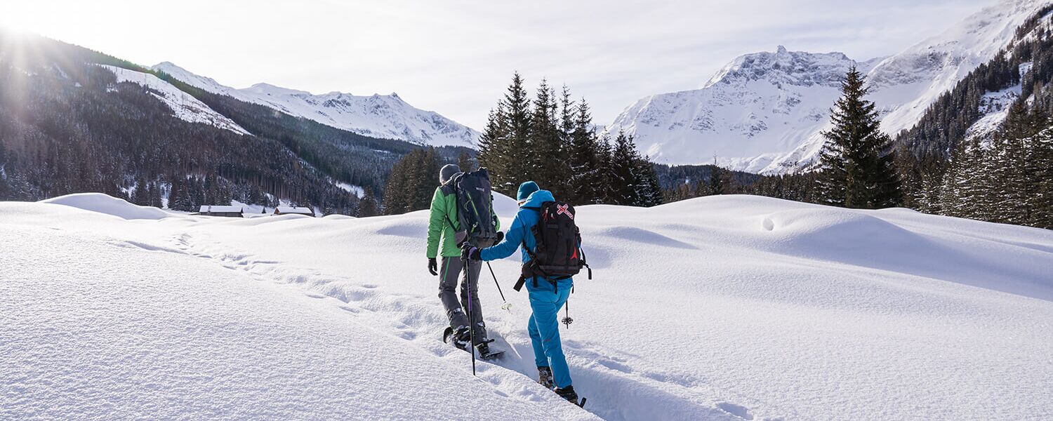 Schneeschuhwandern im Raurisertal, Blick auf den Sonnblick (c) Ferienregion Nationalpark Hohe Tauern