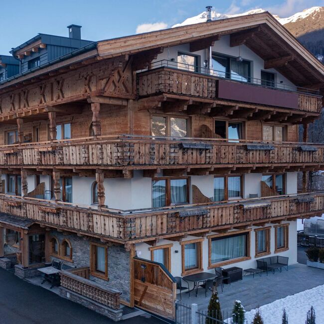 Zugspitz Suites Lermoos by ALPS RESORTS
