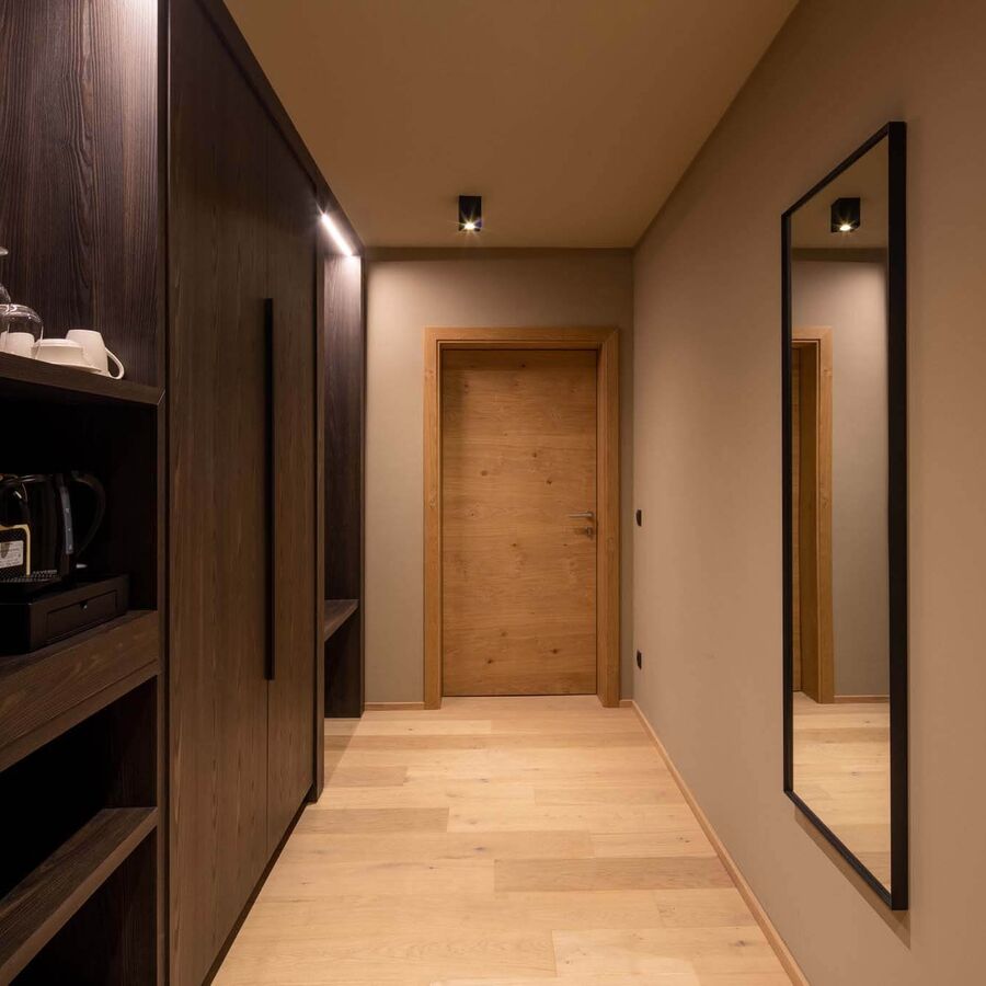 F hotelroom deluxe pure1060 hdr