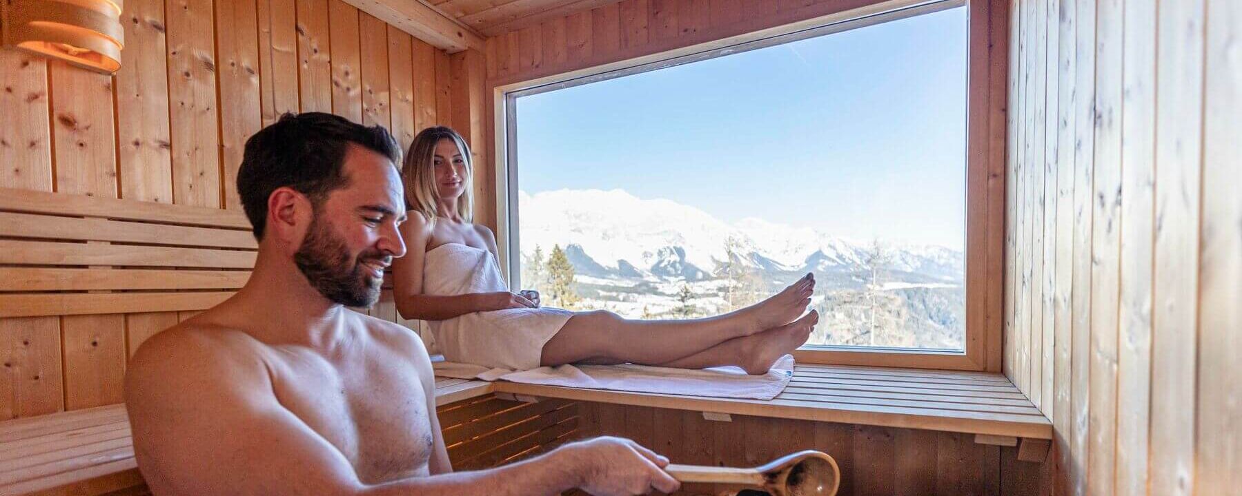 Private Sauna mit Blick auf den Dachstein