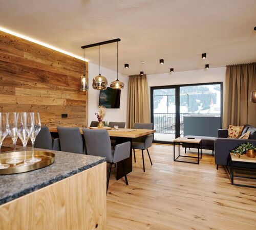 B christian horn alps resorts 2503 11