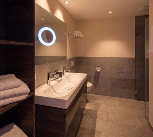 E 1 bedroom apartment pure0294 hdr