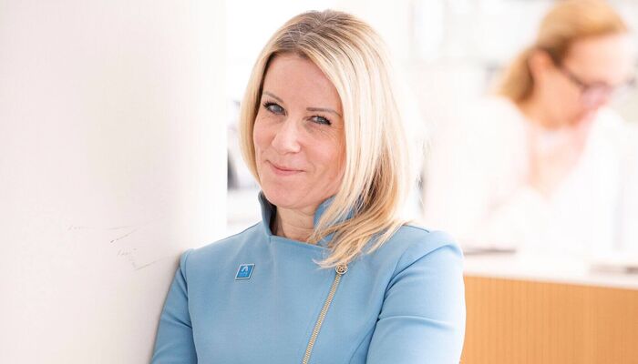 nadja jersabek cfcb75e9