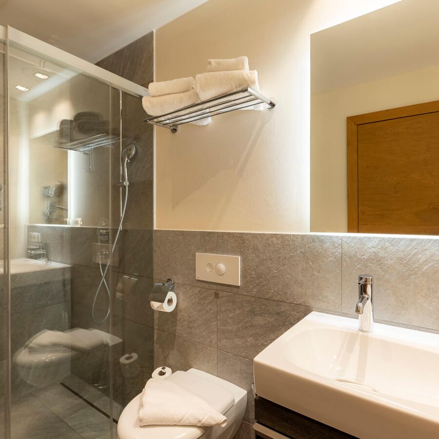 E bgw fw218 fta 2504 07