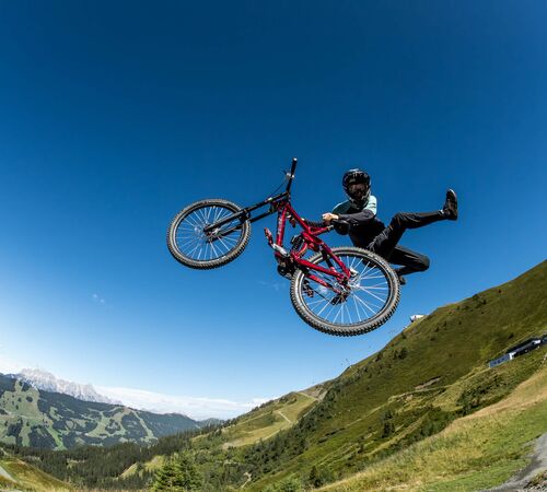 x line saalbach 2500x1667 81f40748