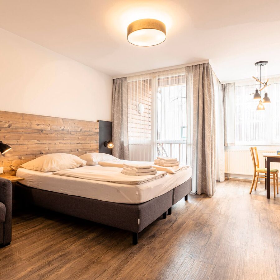 A fpk a garconniere s fta 0322 01