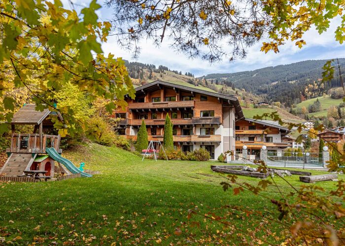 Außenansicht Saalbach Suites - Ferienwohnungen Saalbach