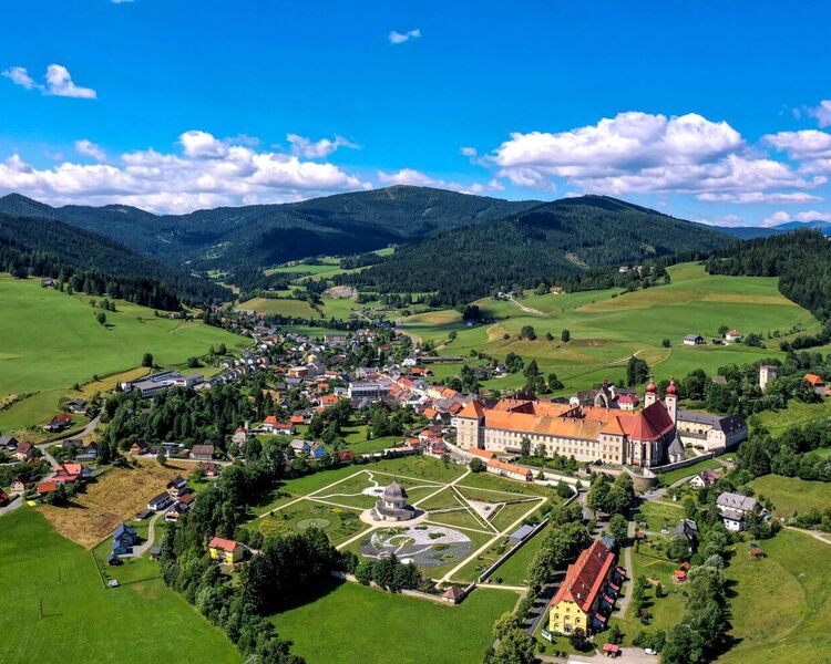 Blick auf das Stift St. Lambrecht