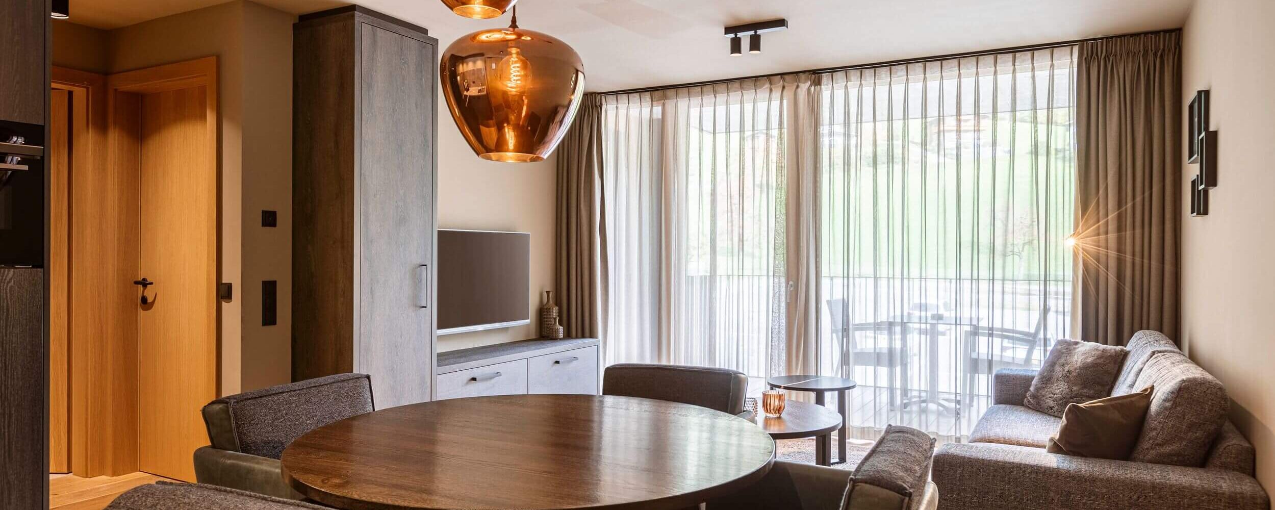 Montafon Suites Schruns - Wohnbereich