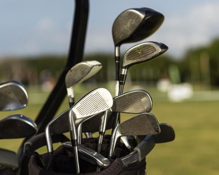 Golfbag mit Schläger