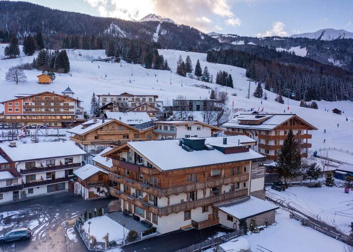 Zugspitz Suites Lermoos by ALPS RESORTS